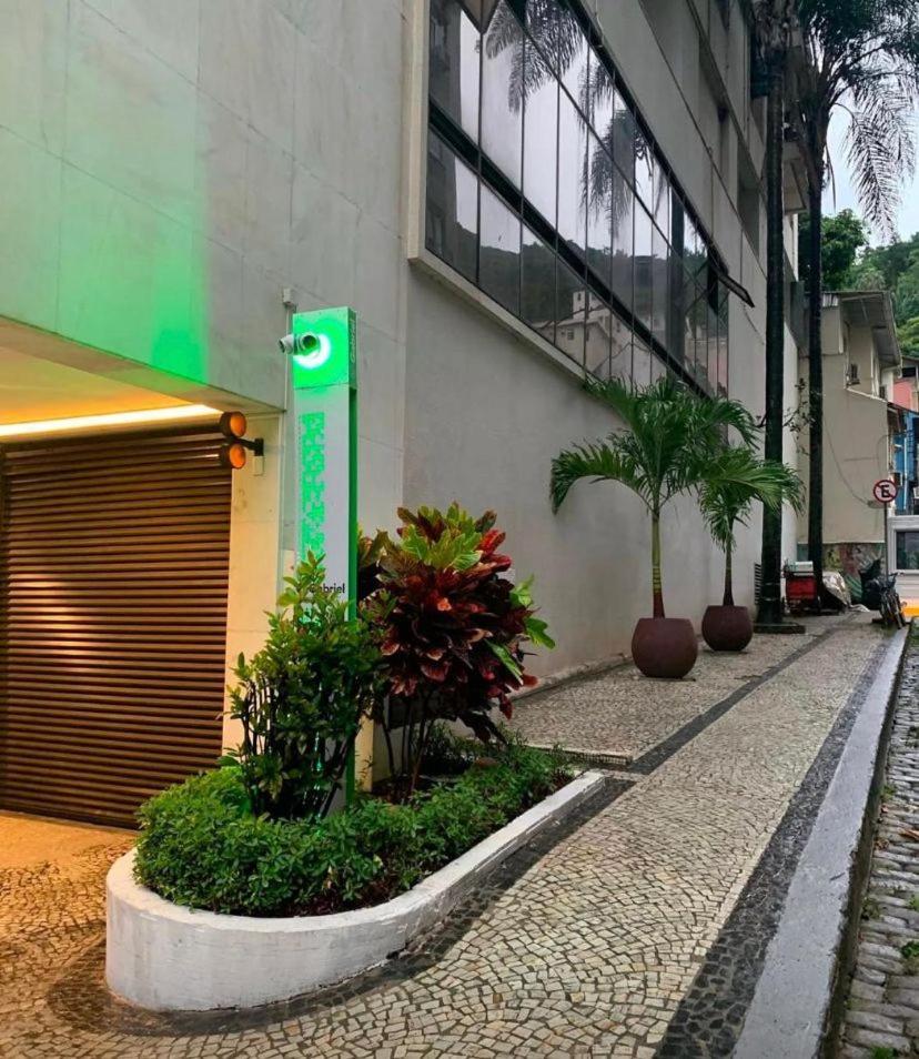 Plaza Elysees 202 * Río de Janeiro