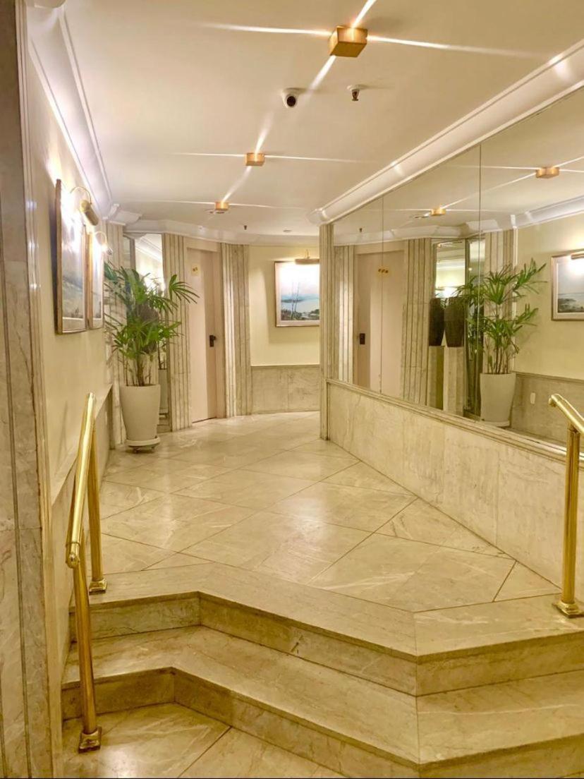Apartahotel Plaza Elysees 202